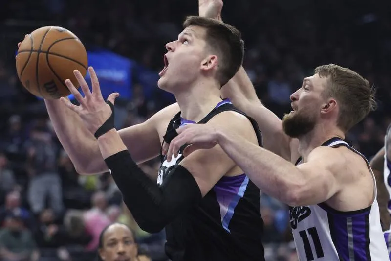 Walker Kessler Lập Kỷ Lục Hiếm Gặp Nhưng Utah Jazz Vẫn Thua Sacramento Kings
